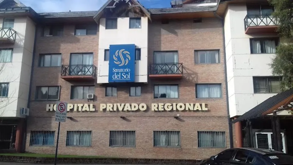 Se mantiene en terapia intensiva.