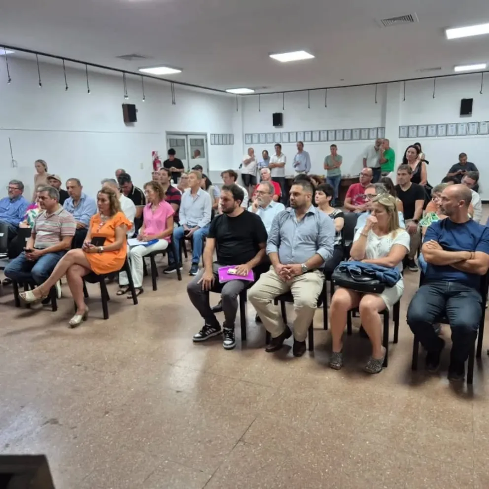 Empresarios se reunieron con legisladores para exponer su preocupación y solicitar una revisión de la normativa.