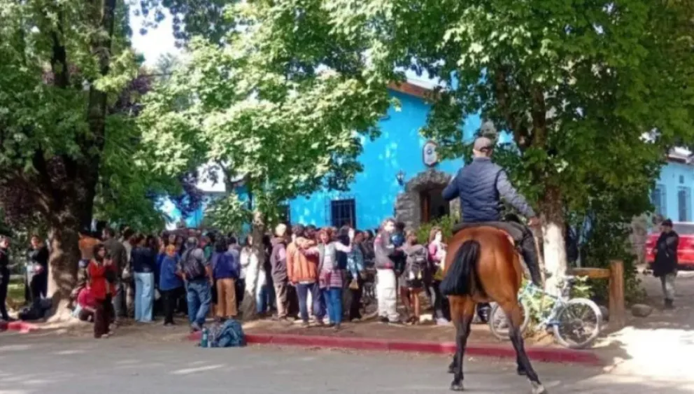   El ataque ocurrió en las afueras de una comisaría.