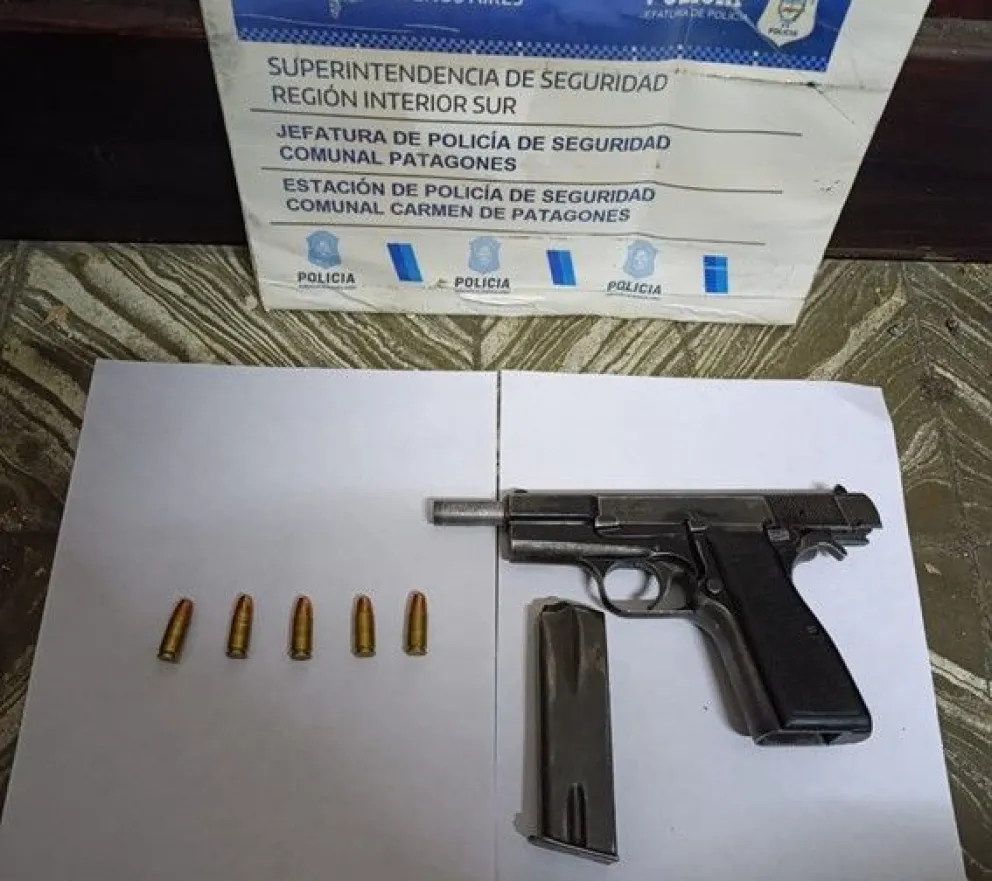 Pistola calibre nueve milimetros. Foto gentileza.