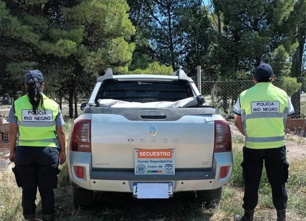 La Renault Oroch quedó secuestrada hasta que la fueron a buscar