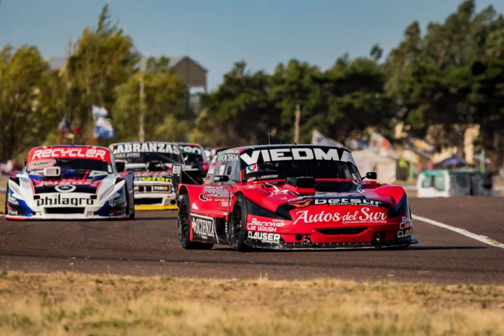 Mucha emoción con el TC y el TC Pista en Viedma. FOTOS DANIEL IDIARTE NOTICIASNET 