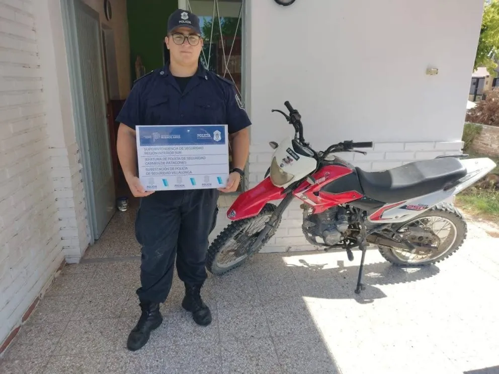 La moto en la que huyeron los hoy detenidos, fue secuestrada por la policía.