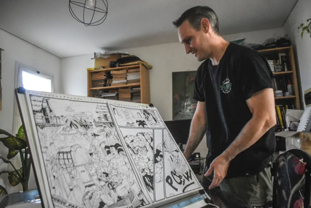 Tomas Violi en su atelier, un lugar de creación.  Fotos Vanesa Schwemmler para NoticiasNet.
