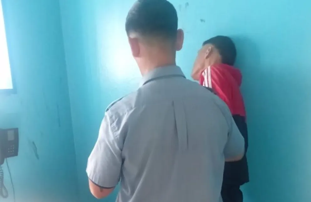 Detenido por la policía en Viedma. 