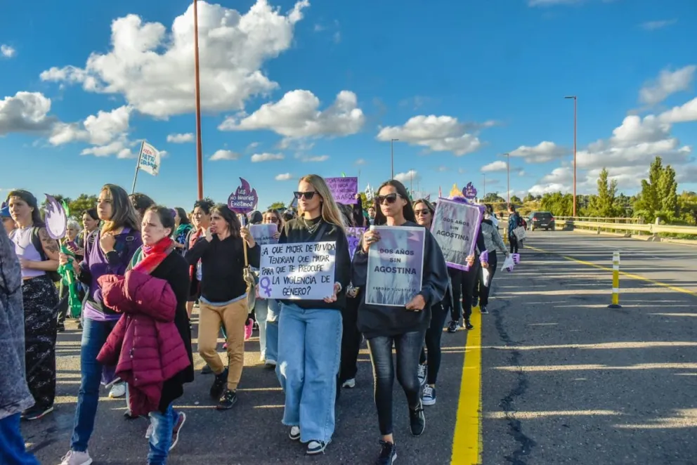 Marcha por el 8M en Viedma y Patagones. Fotos Vanesa Schwemmler. 
