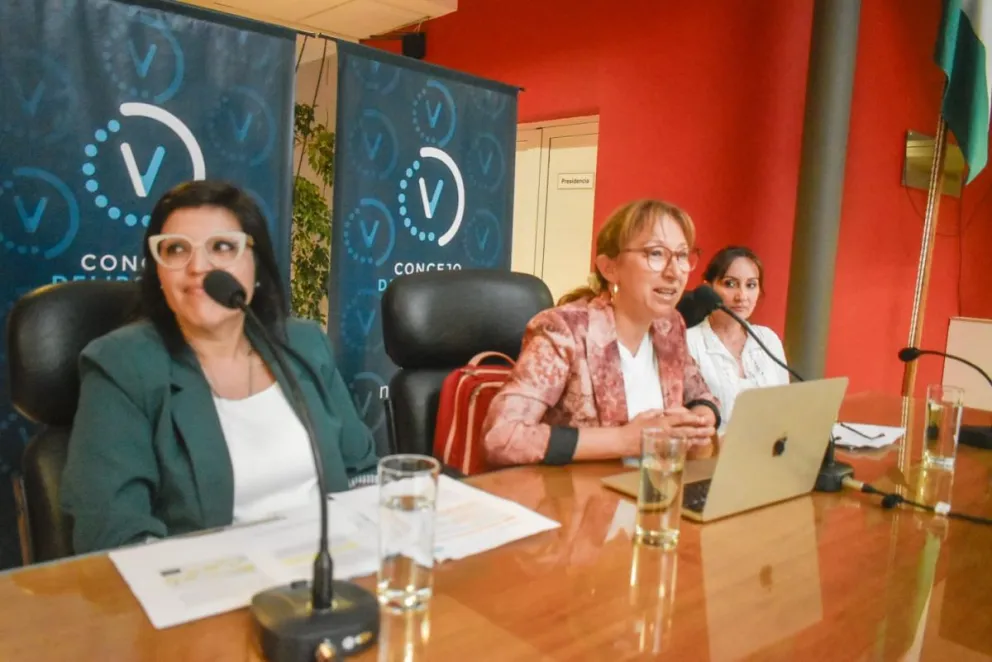 La actividad se realizó en el hall del Concejo Deliberante de Viedma. Fotos Vanesa Schwemmler para NoticiasNet.