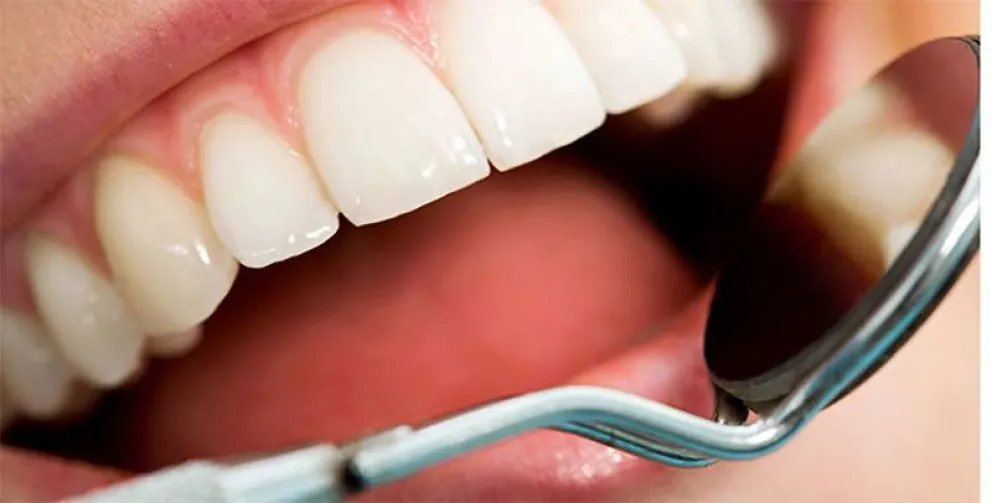 Recomiendan el cepillado después de las comidas principales, tres o cuatro veces al día.