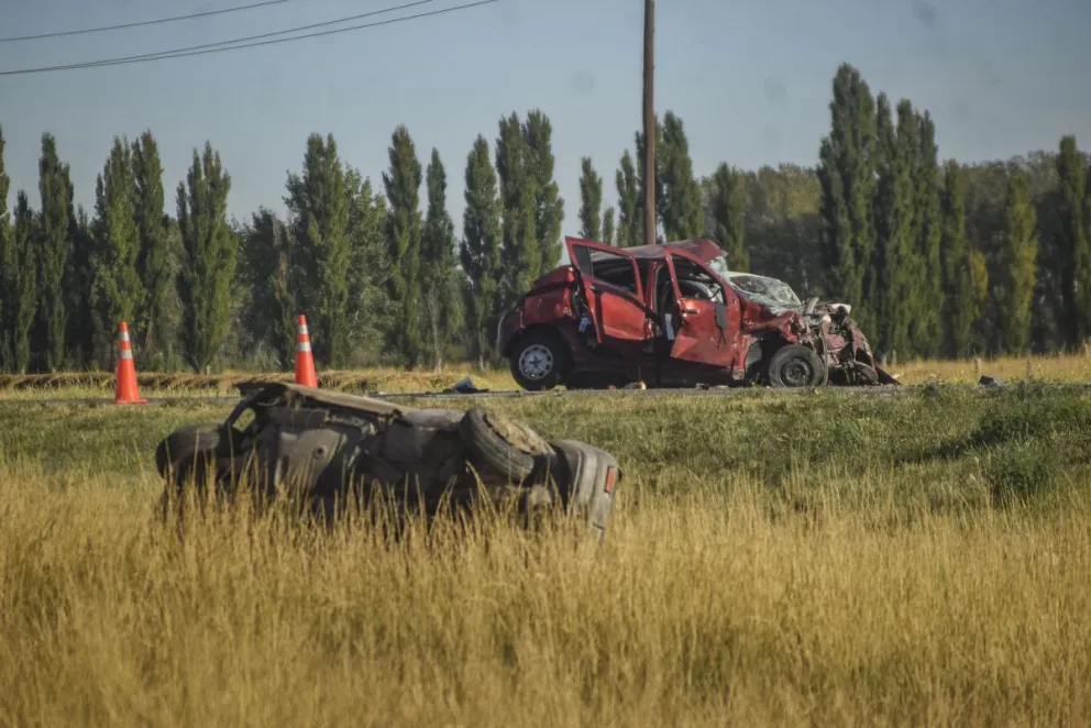 Fatal accidente en la Ruta 3 cerca de Viedma. Foto NOTICIASNET. 