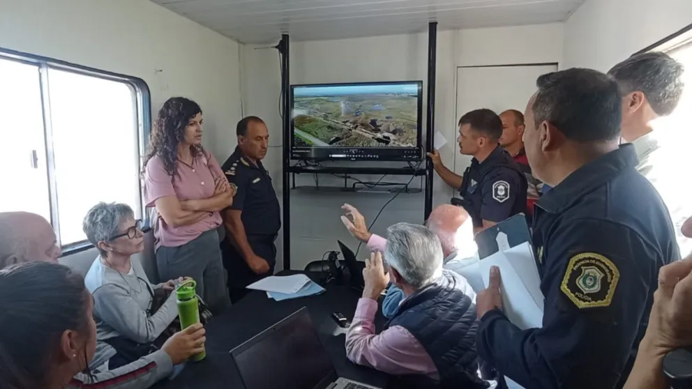 Las hermanitas desaparecieron junto al viedmense Rubén Zalazar, hallado sin vida un par de días después.