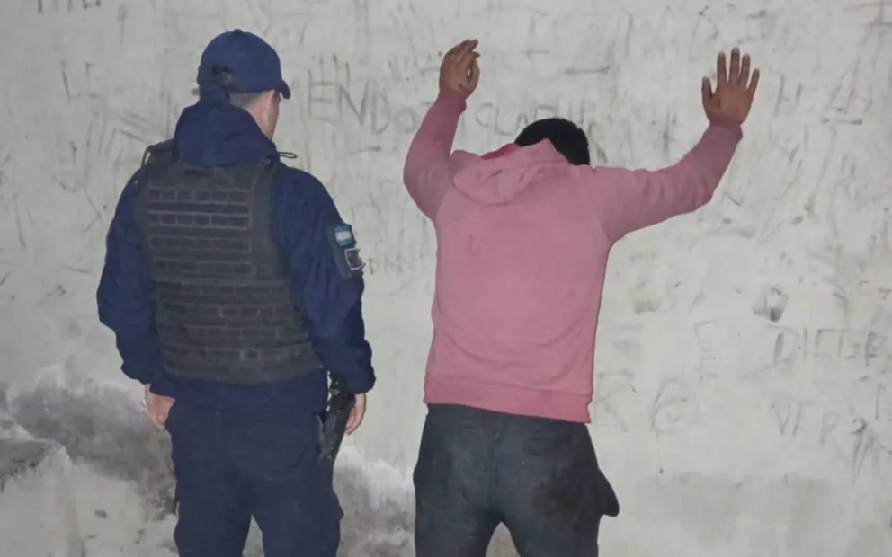 El hombre fue apresado por resistencia a la autoridad 