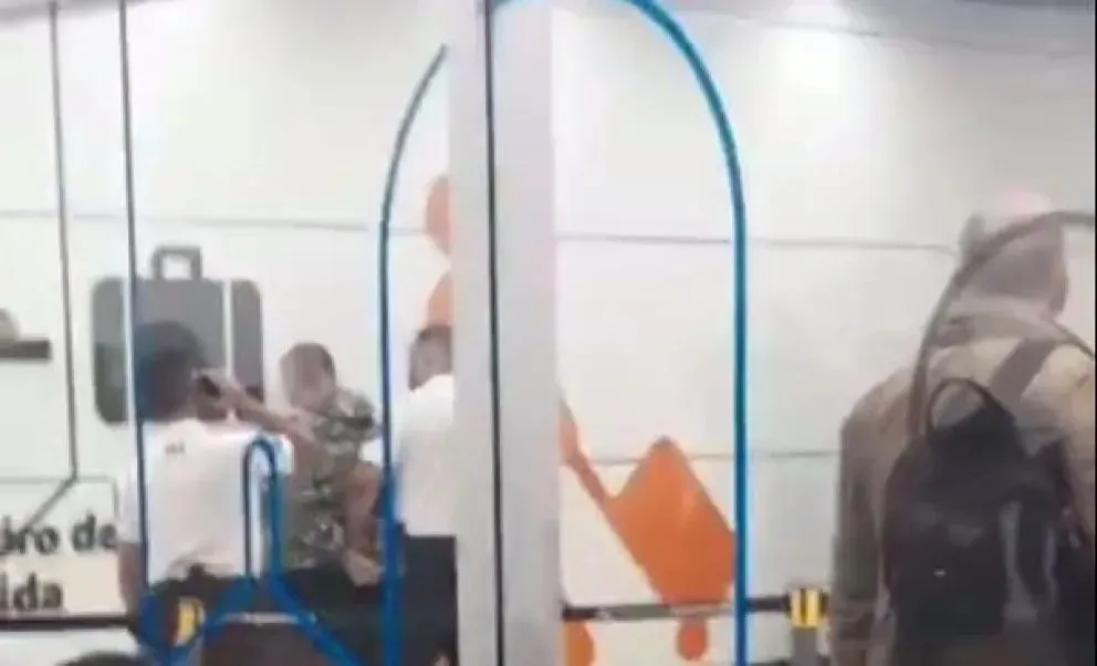 Importante operativo en el aeropuerto de Bariloche. 