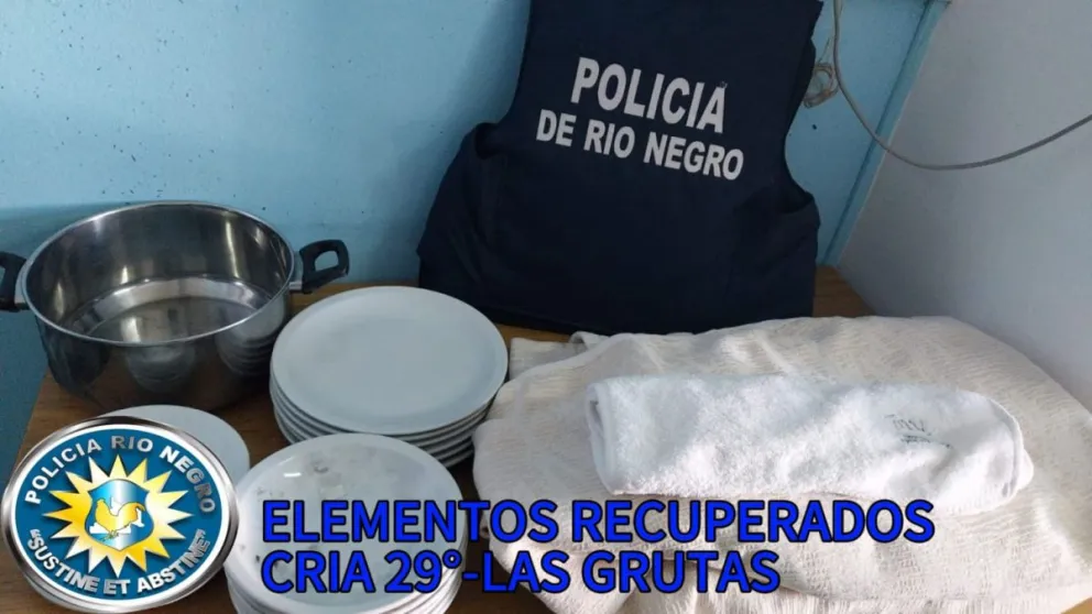 El ladrón fue capturado cuando intentó escapar con los objetos sustraídos.