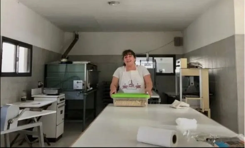 Doña Bris tuvo sus inicios en el año 1991 y continúa en plena producción.  