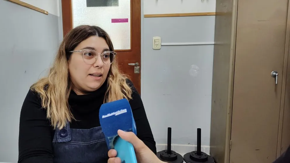 Florencia Caballero, docente de la Escuela 7, invitó a toda la comunidad a la Feria. 
