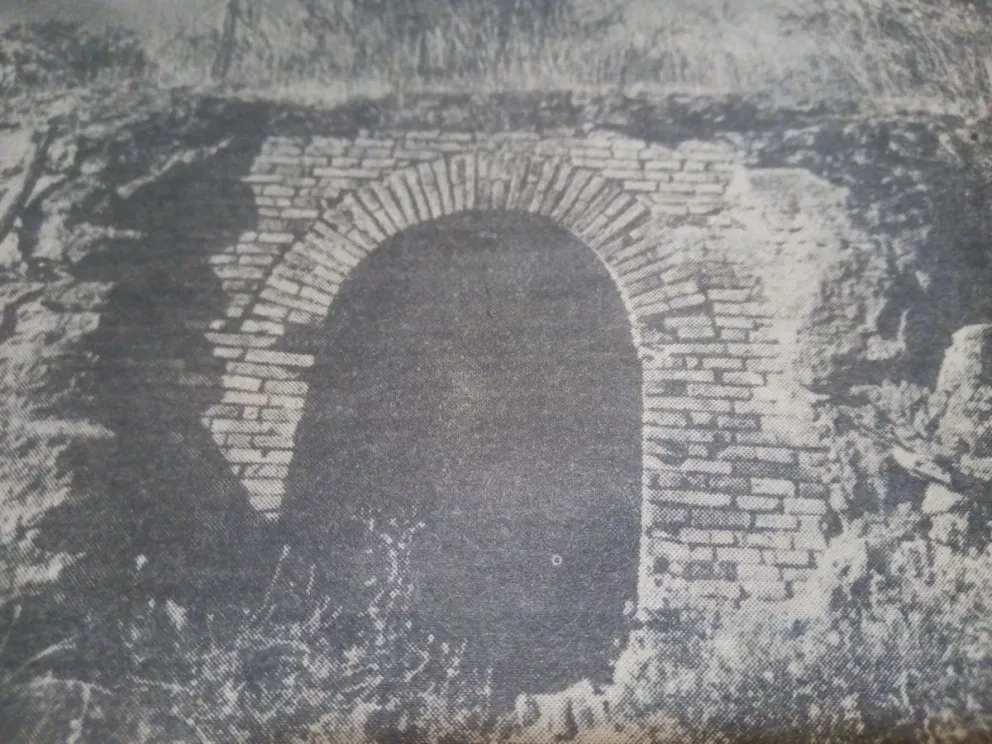 Aquí empezó a desarrollarse la historia, y se cree que aquí vivió el fundador.