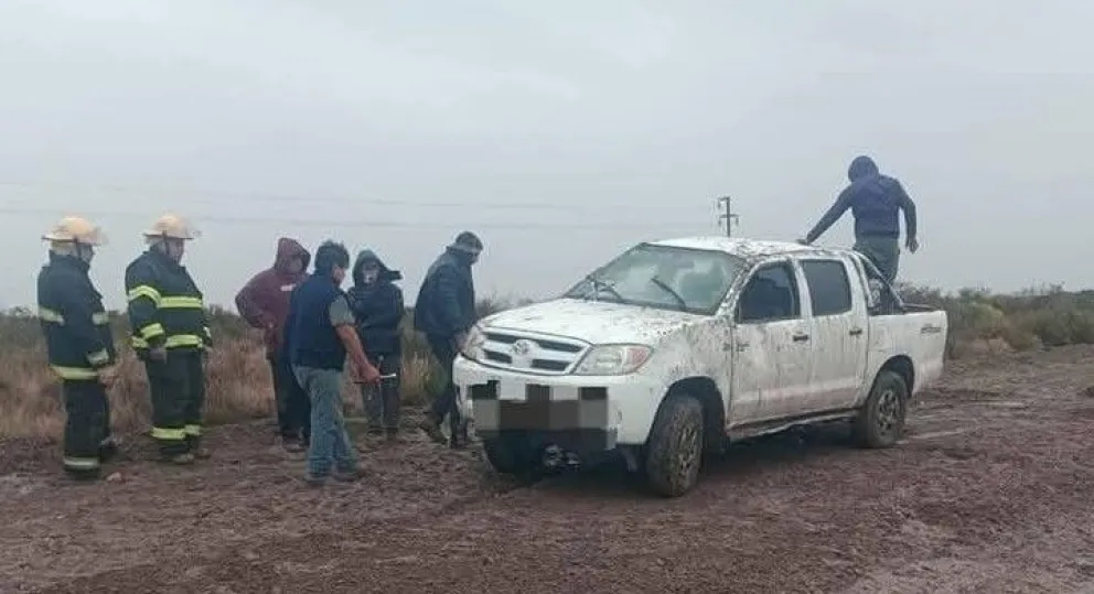Personal de Salud, Bomberos y Policía trabajaron en el lugar. 