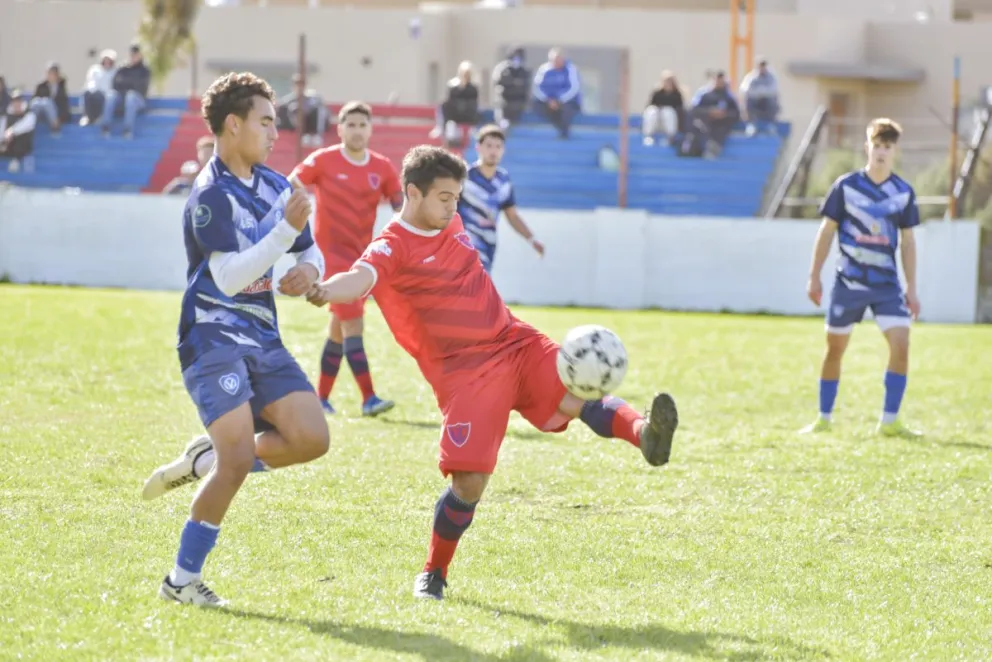 Partido bravo para cortar la semana. Foto archivo. 