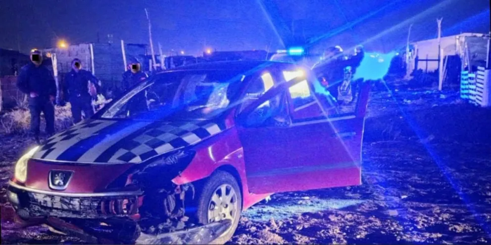 Intenso trabajo del personal policial. 