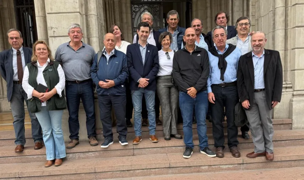 "Salimos con gusto a poco", dijo Sacco sobre la reunión mantenida en Buenos Aires.