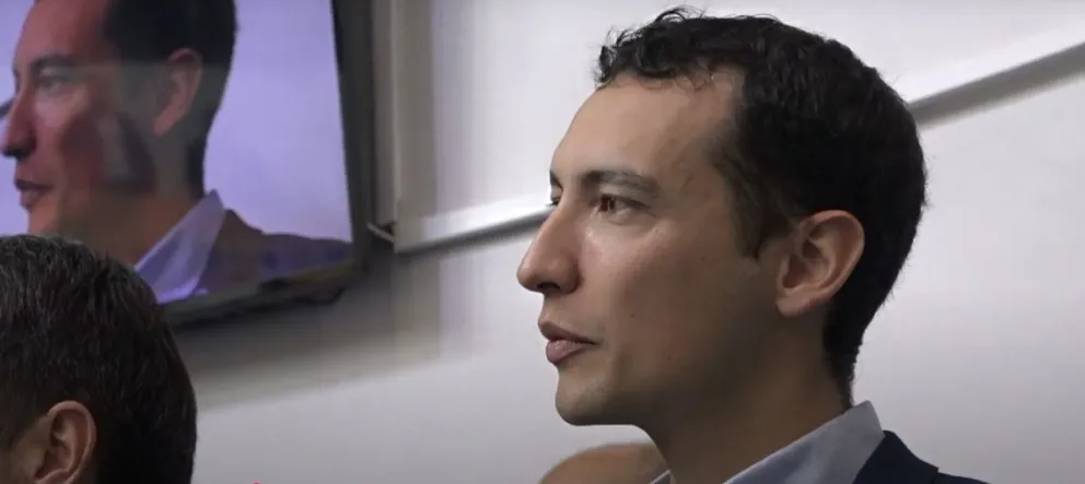  Gastón Gutiérrez en la Legislatura.