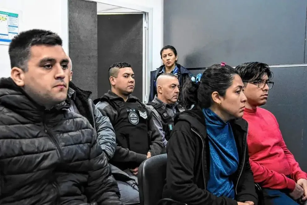 Los efectivos en primer fila. Foto Cipo 360.