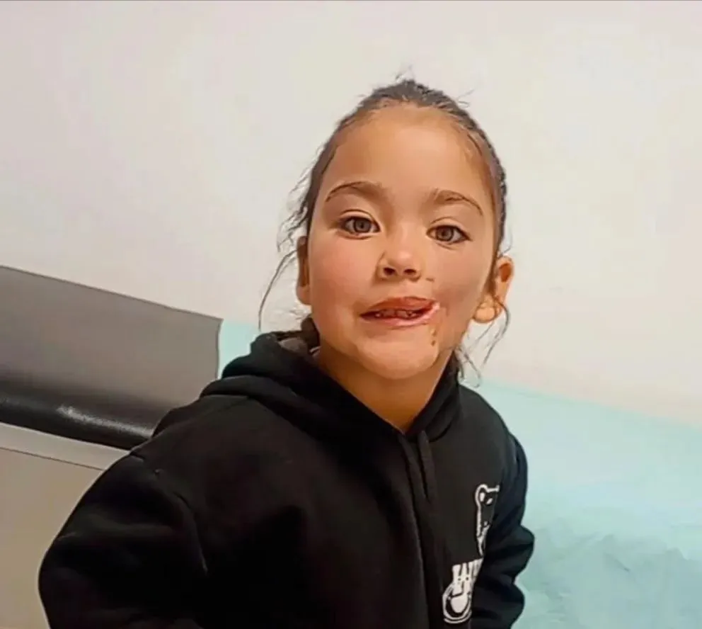 Roma, de 5 años, ya atravesó muchas batallas.