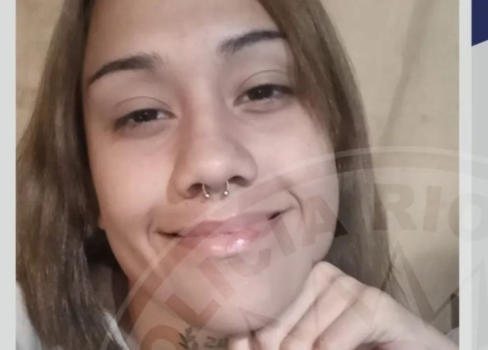 Abril Serena Díaz, de 21 años, es buscada por la Policía y hay sospechas de que se fue a Rosario. 