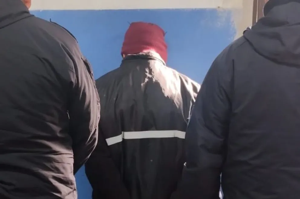 Detenido tras un amplio despliegue policial. 