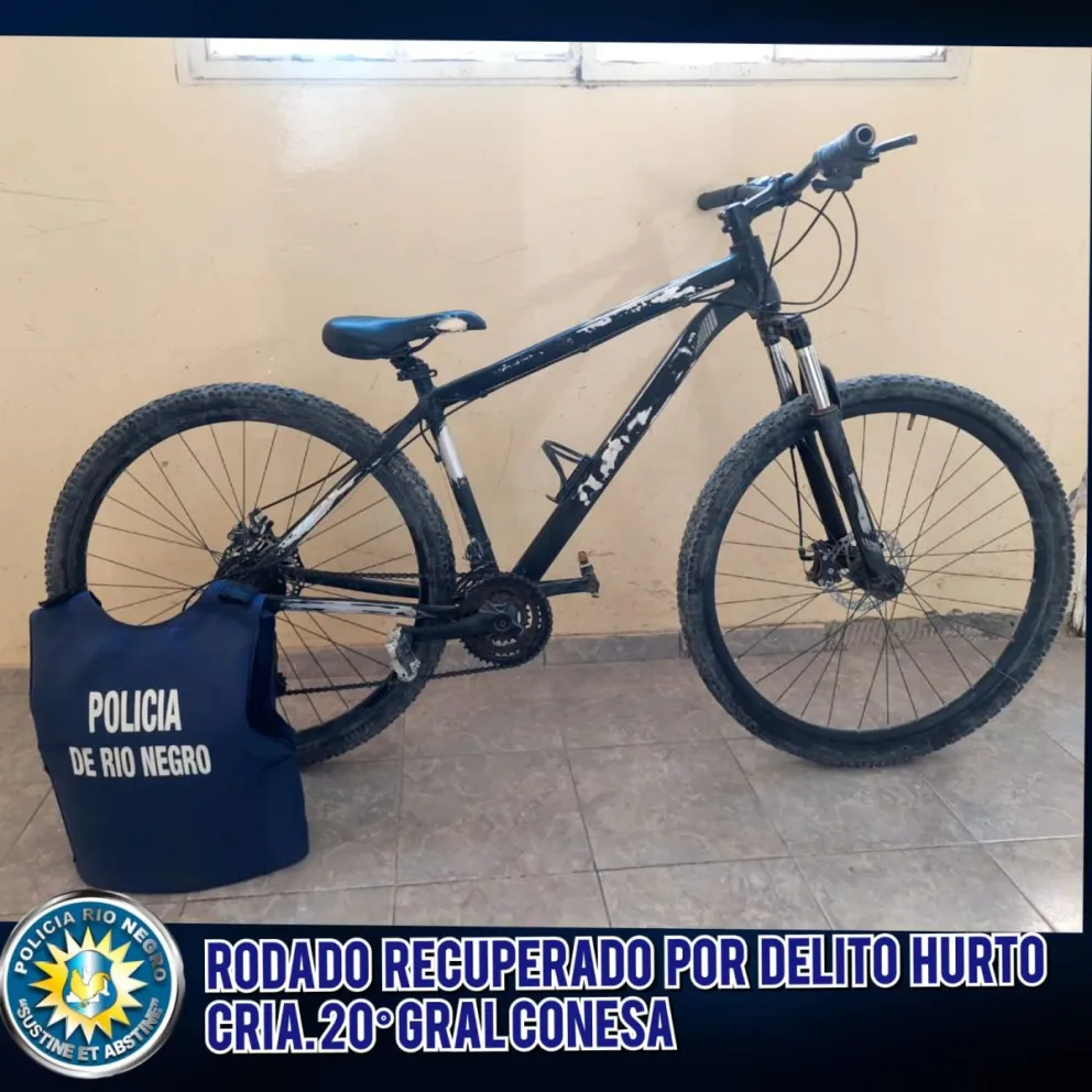 El rodado encontrado fue entregado al personal policial de Conesa. 