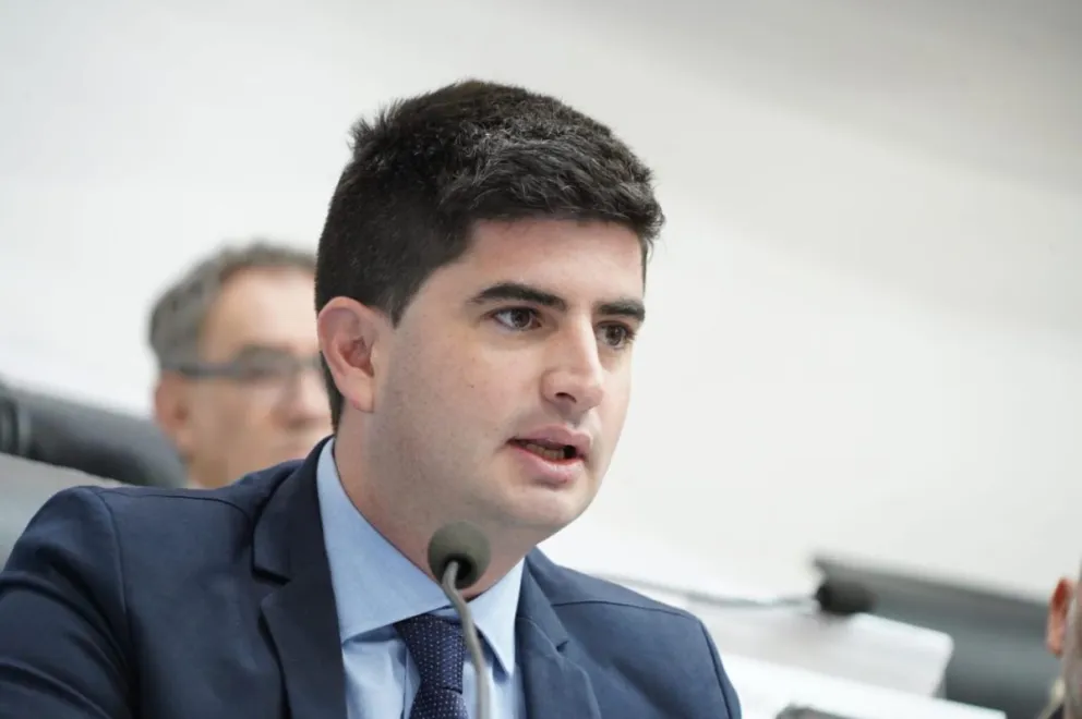 Murillo, autor del proyecto, extrajo principios esenciales para la acción política. 