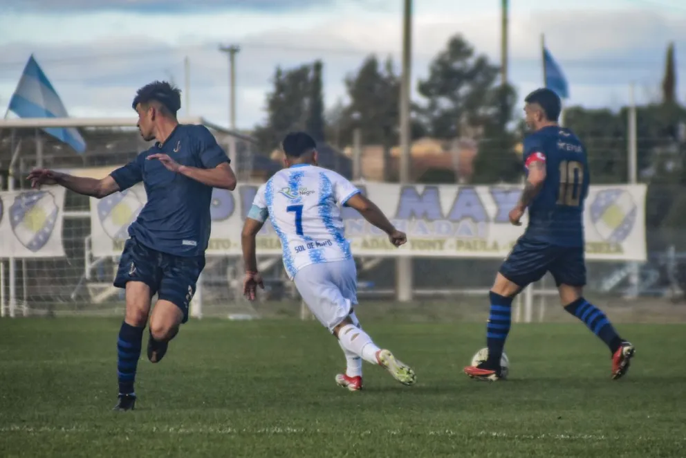 Partido con obligaciones para ambos. Foto archivo.