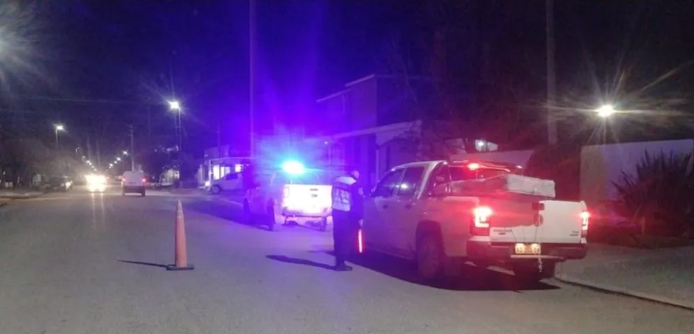  La Policía aprehendió a un sujeto que apuñaló a su hermano.