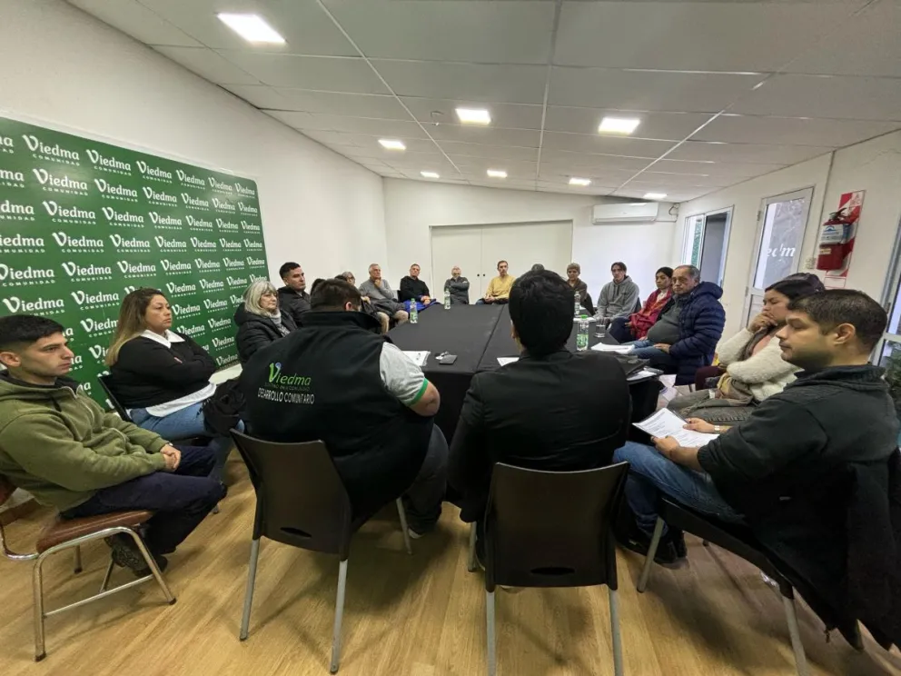 Las reuniones también permiten relevar los problemas que enfrentan los barrios ante episodios de mal tiempo.