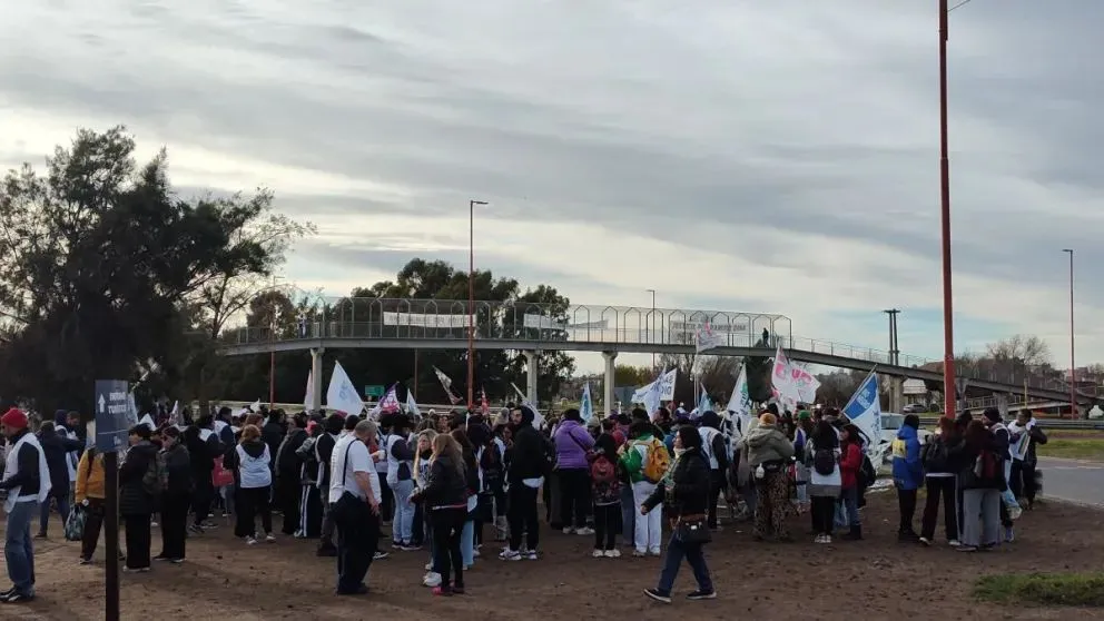  La primera jornada fue con movilización en Viedma. 