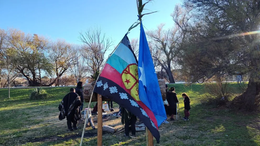 La sabiduría ancestral mapuche en armonía con el cosmos y la tierra.
