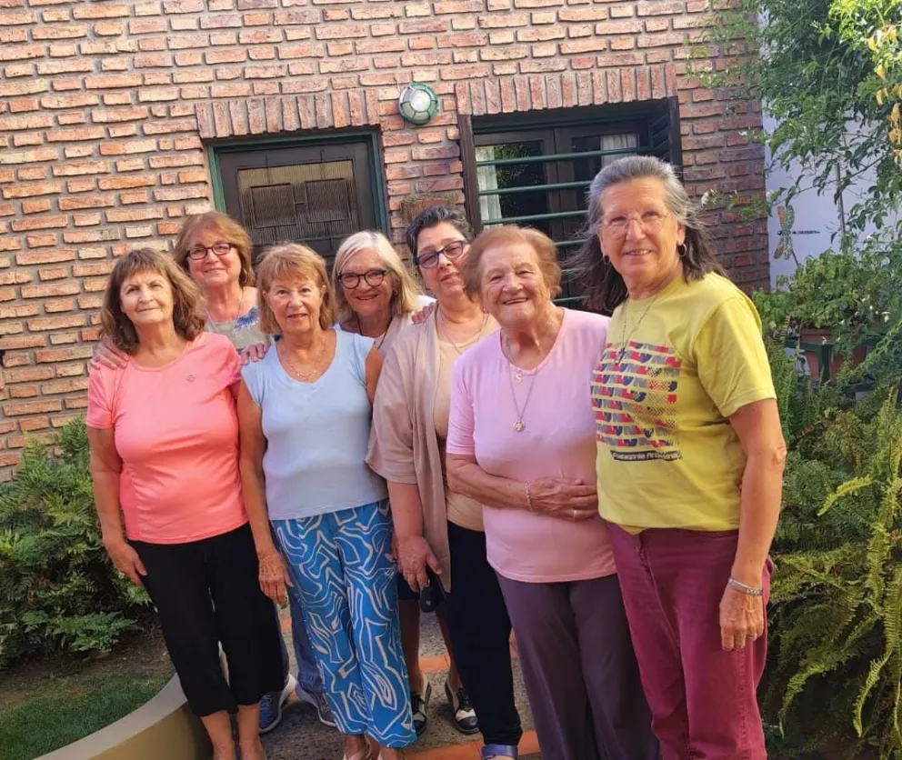 Integrantes de la asociación cooperadora del Hospital Zatti de Viedma. Foto archivo.