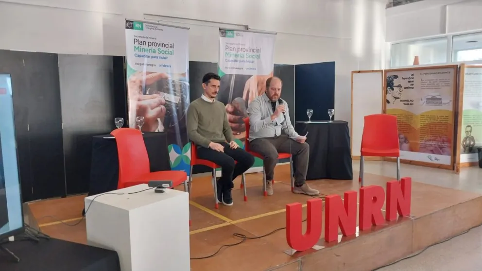 Las jornadas de debate se desarrollaron en la UNRN. 