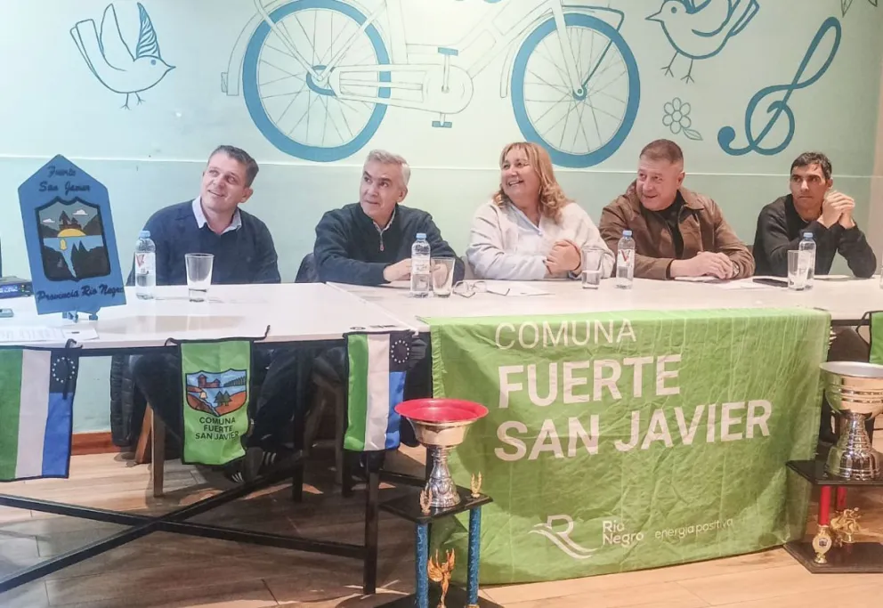 Autoridades y referentes regionales compartieron los detalles del cronograma. (Fotos: Vanesa Schwemmler)