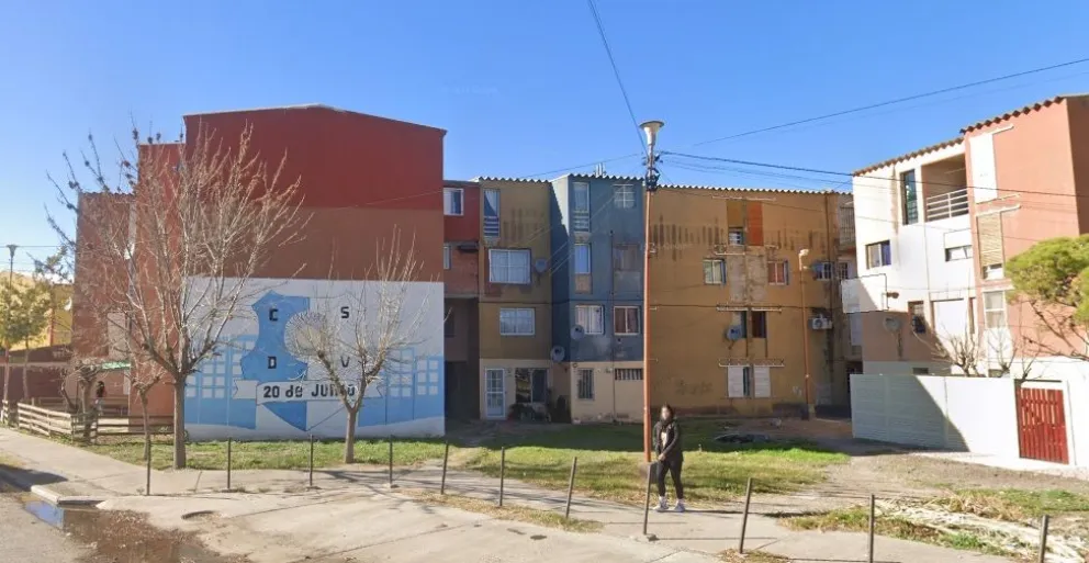 Barrio 20 de Junio convulsionado por una discusión entre ex parejas y la intervención de la policía.