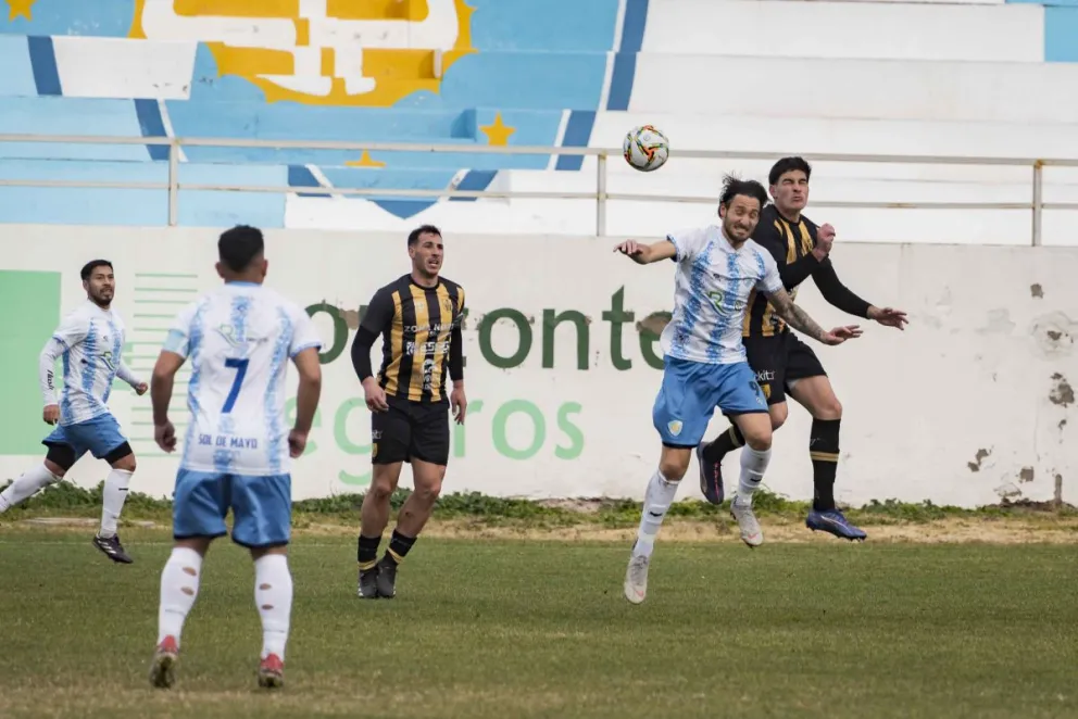 Sol visitá a Santamarina en la "Batalla de Tandil"