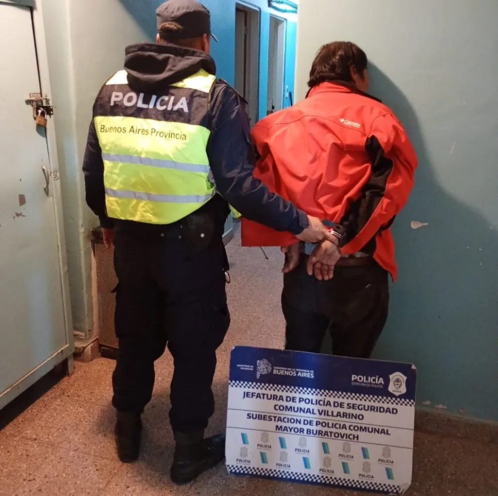 El sujeto terminó en la Estación de Policía Comunal. 