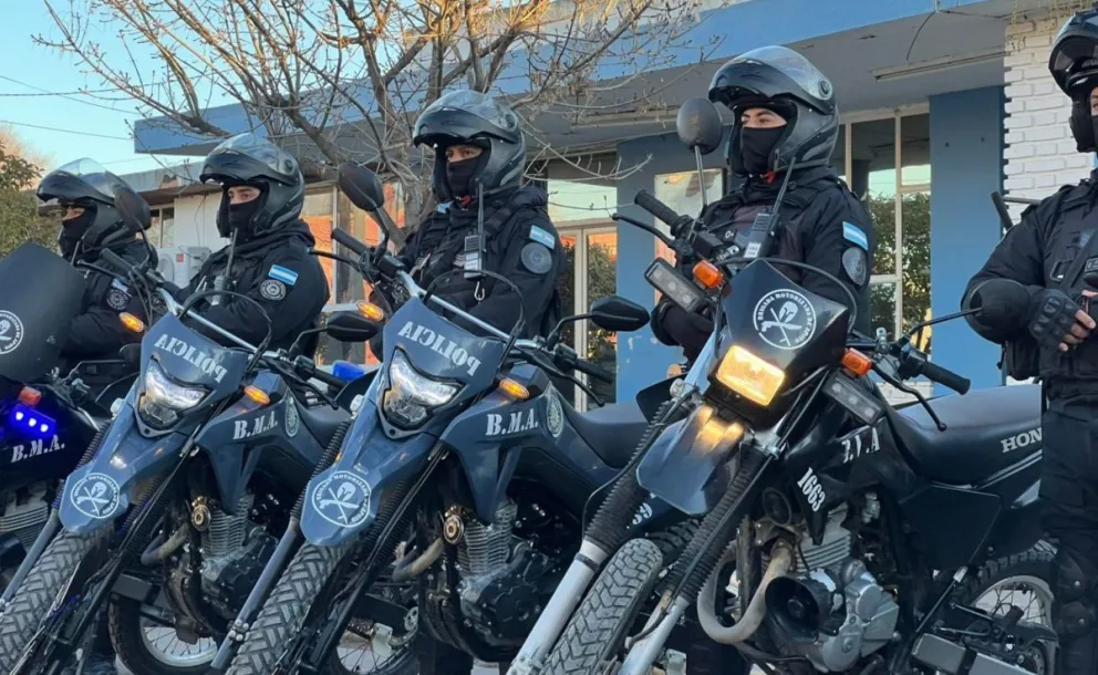 Descubrieron que ambos sujetos presentaban irregularidades legales.