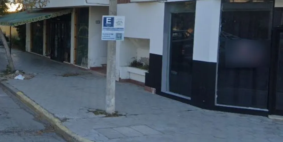 El hecho delictivo tuvo lugar en la esquina de Brown y Saavedra.