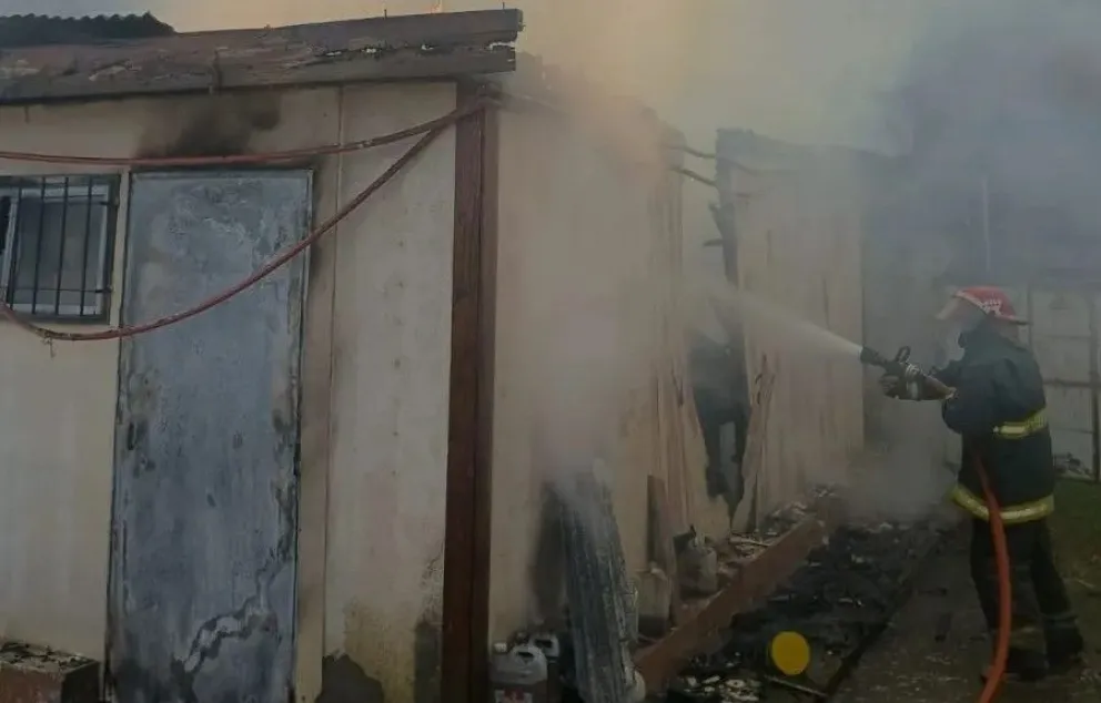 El trabajo de los bomberos fue esencial para evitar daños mayores. 