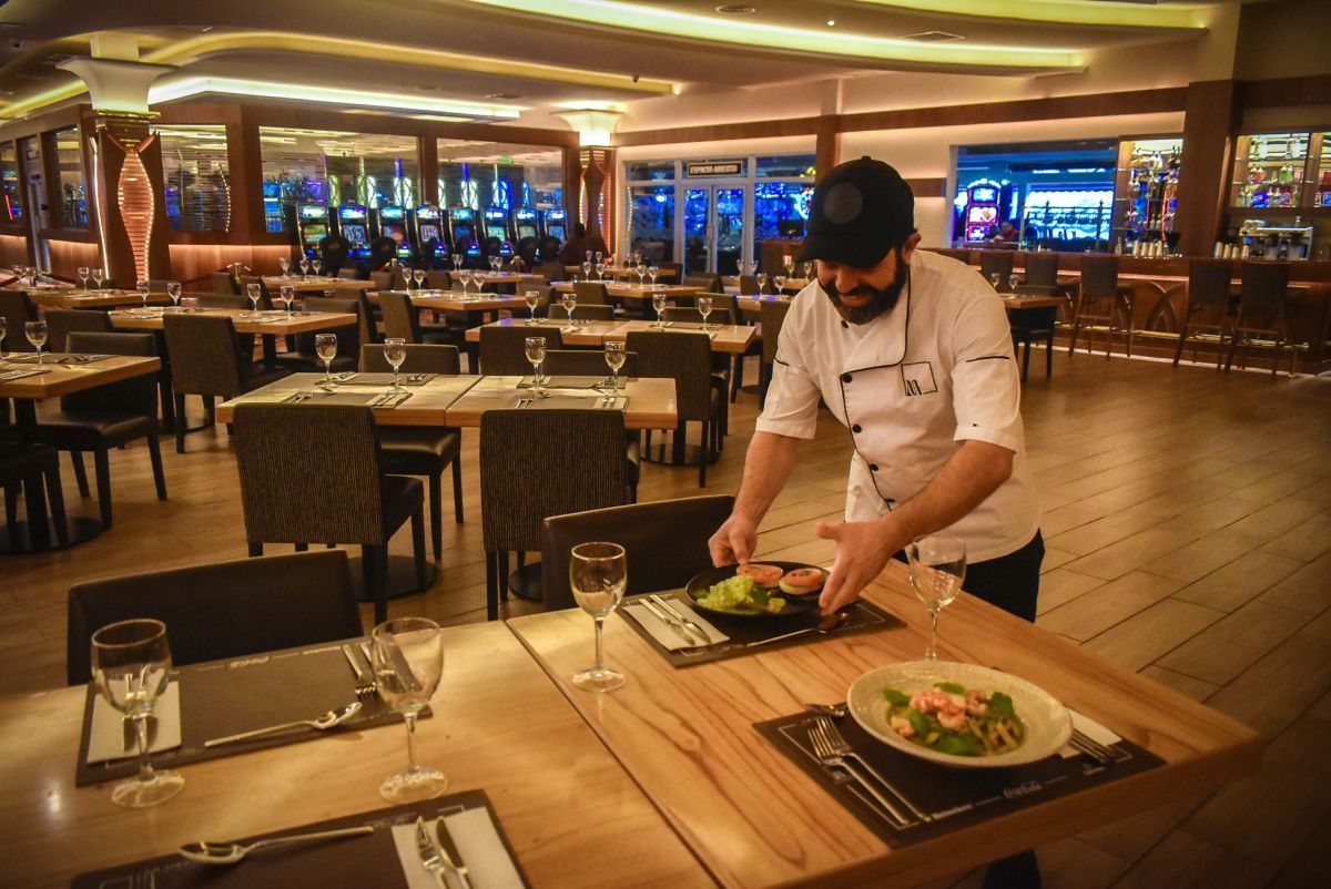 La Mezquita: el restaurante que revoluciona la gastronomía y el  entretenimiento en Viedma | NoticiasNet
