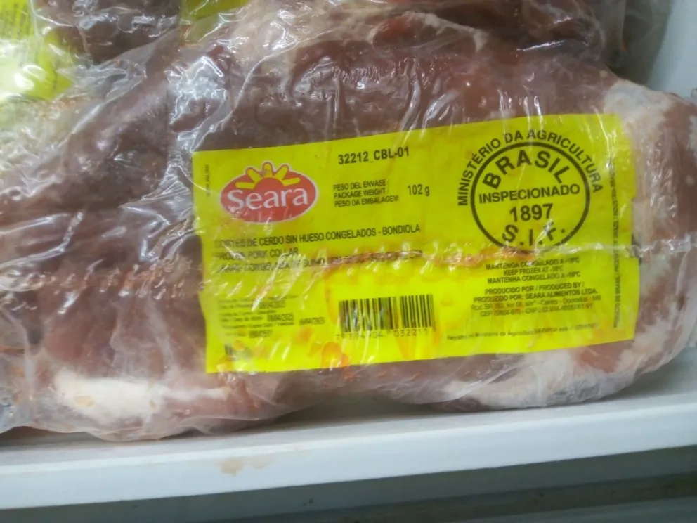 La tristeza no tiene fin. Este envase se muestra en carnicerías de esta capital.
