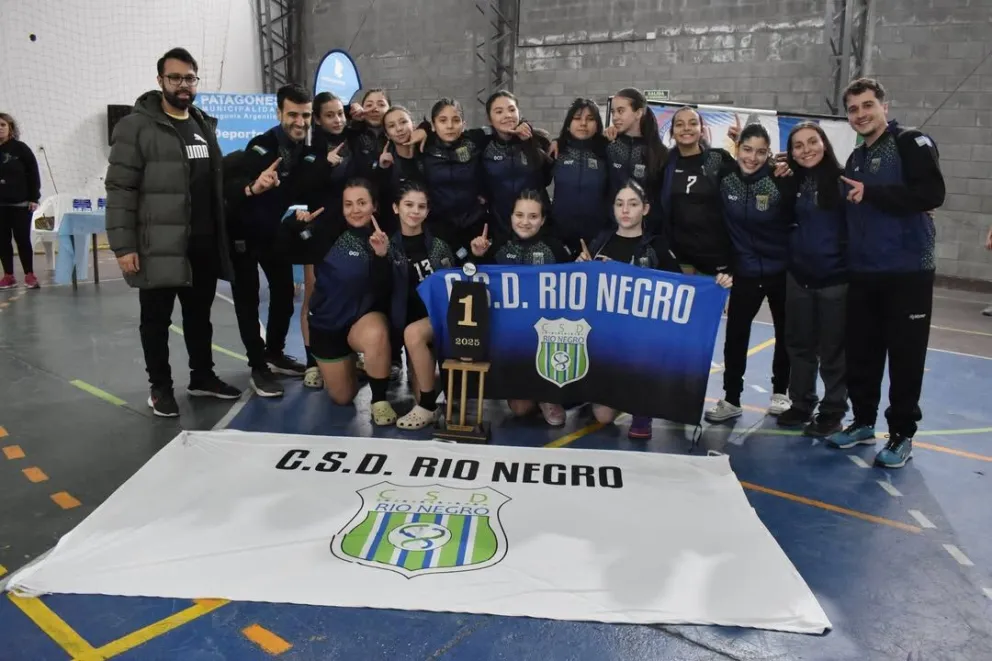 Provincial de menores de handball. Fotos: Federación Rionegrina de Handball.