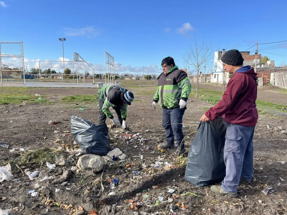 La idea es agilizar las denuncias y disminuir la basura en las calles de Viedma. 