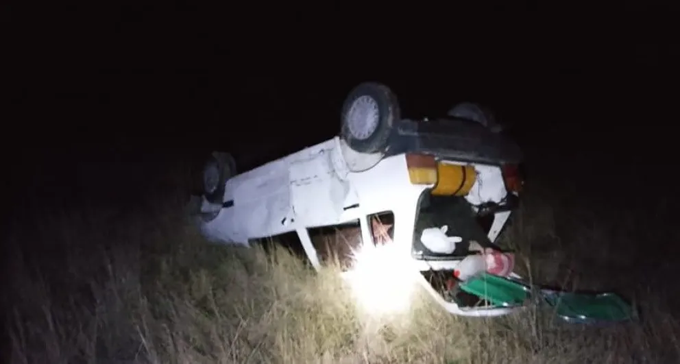 Afortunadamente los ocupantes resultaron solo con golpes. 